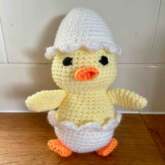 Free Chick In Egg Amigurumi Pattern